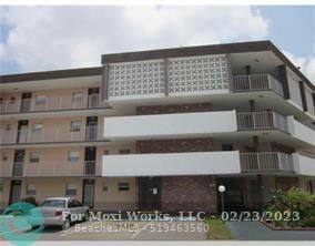 Property Photo: 2901 NW 46th Ave 104 FL 33313