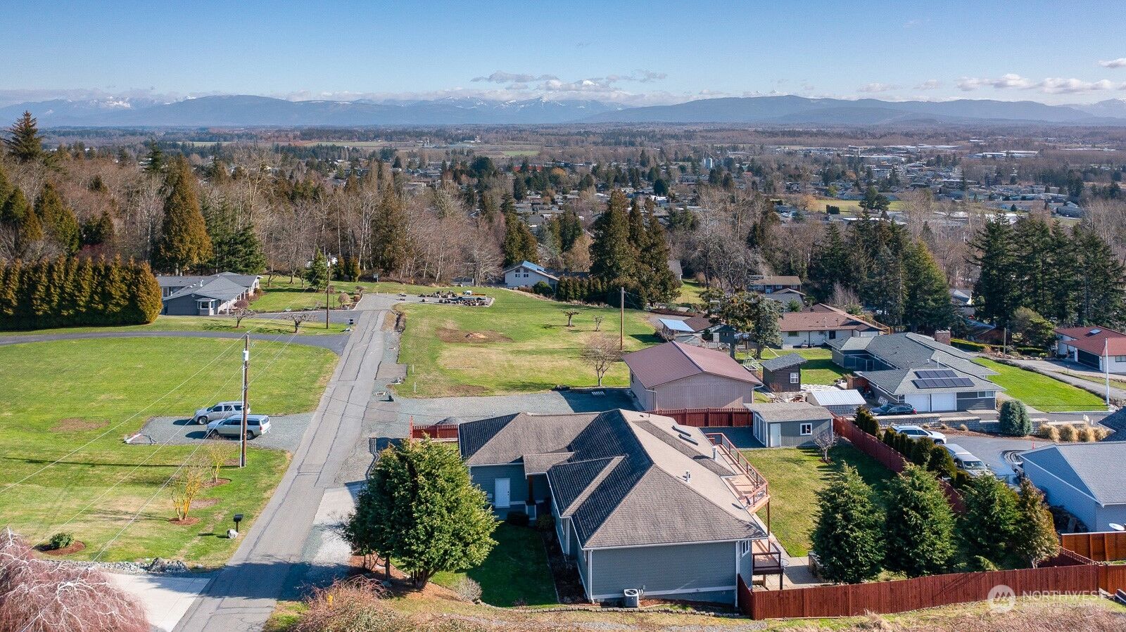 Property Photo:  2441 Hilltop Road  WA 98248 
