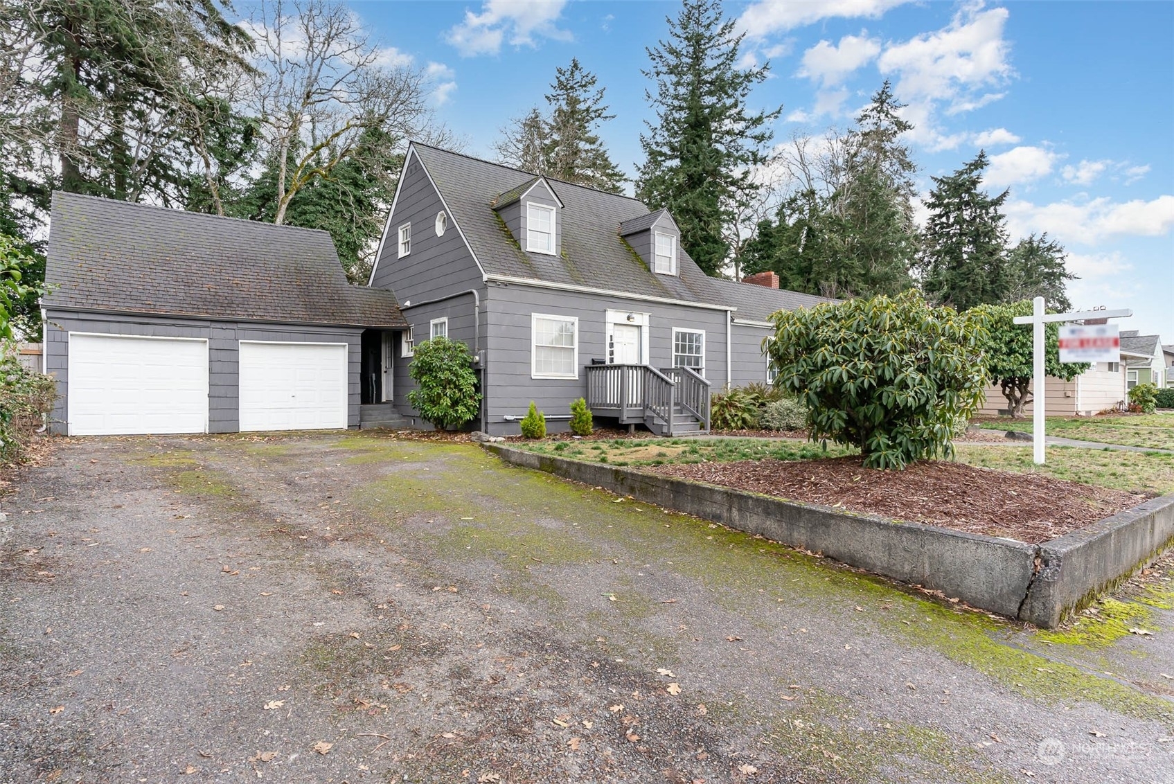 Property Photo: 1008 Wheeler Street S WA 98444
