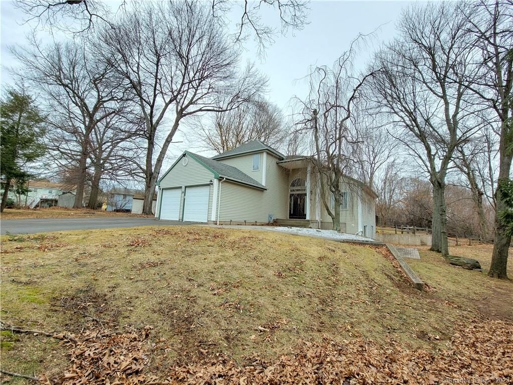 Property Photo:  39 Nicole Road  CT 06053 