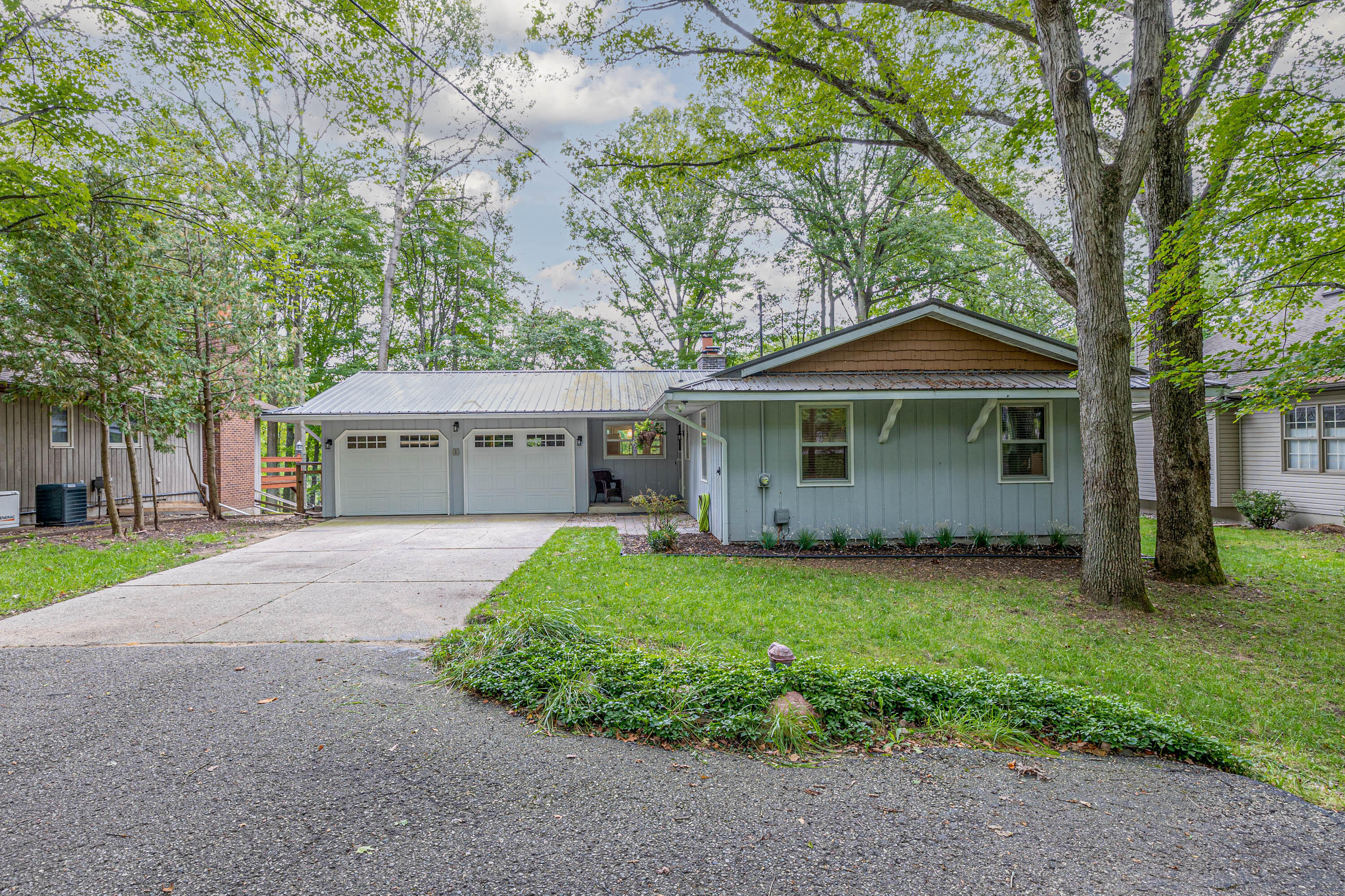 Property Photo:  9805 Golf Port Drive  MI 49346 