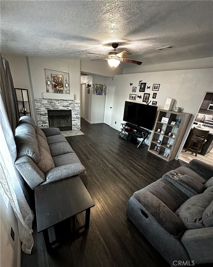 Property Photo:  651 Candlelight Street  CA 92311 