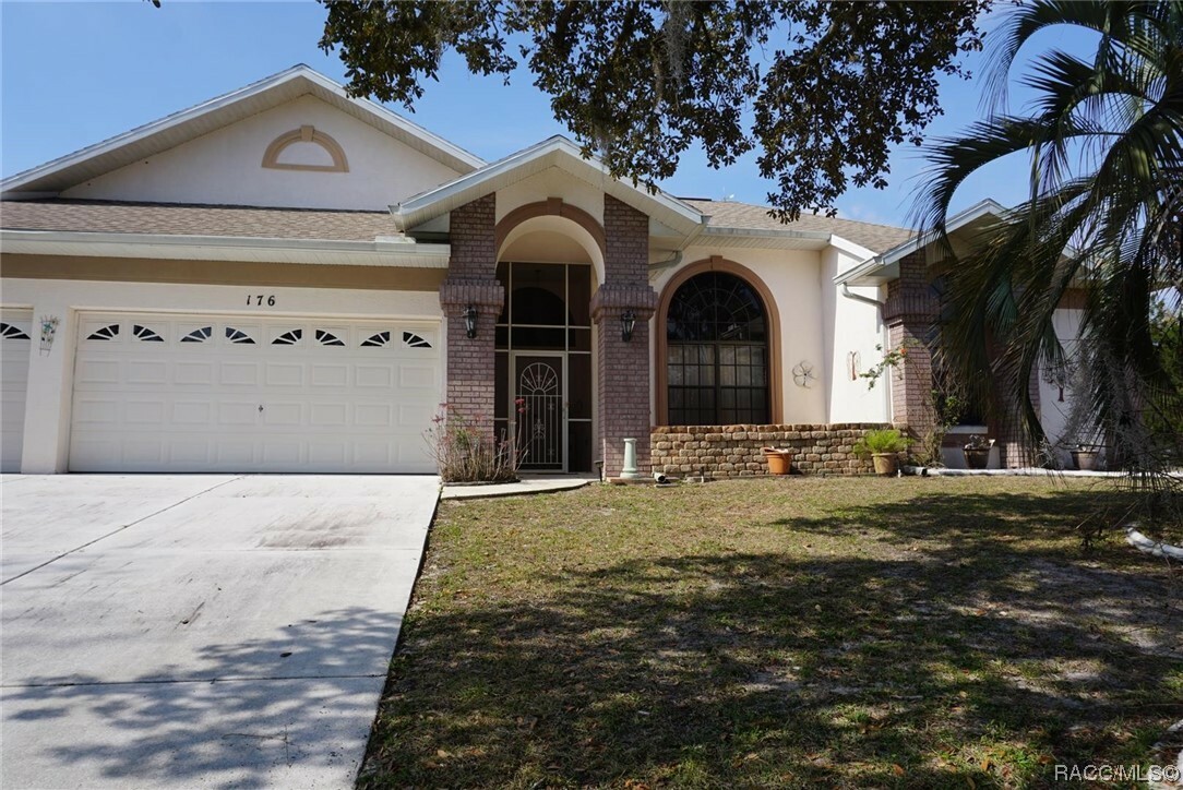 Property Photo: 176 N Crystal Meadow Path FL 34461