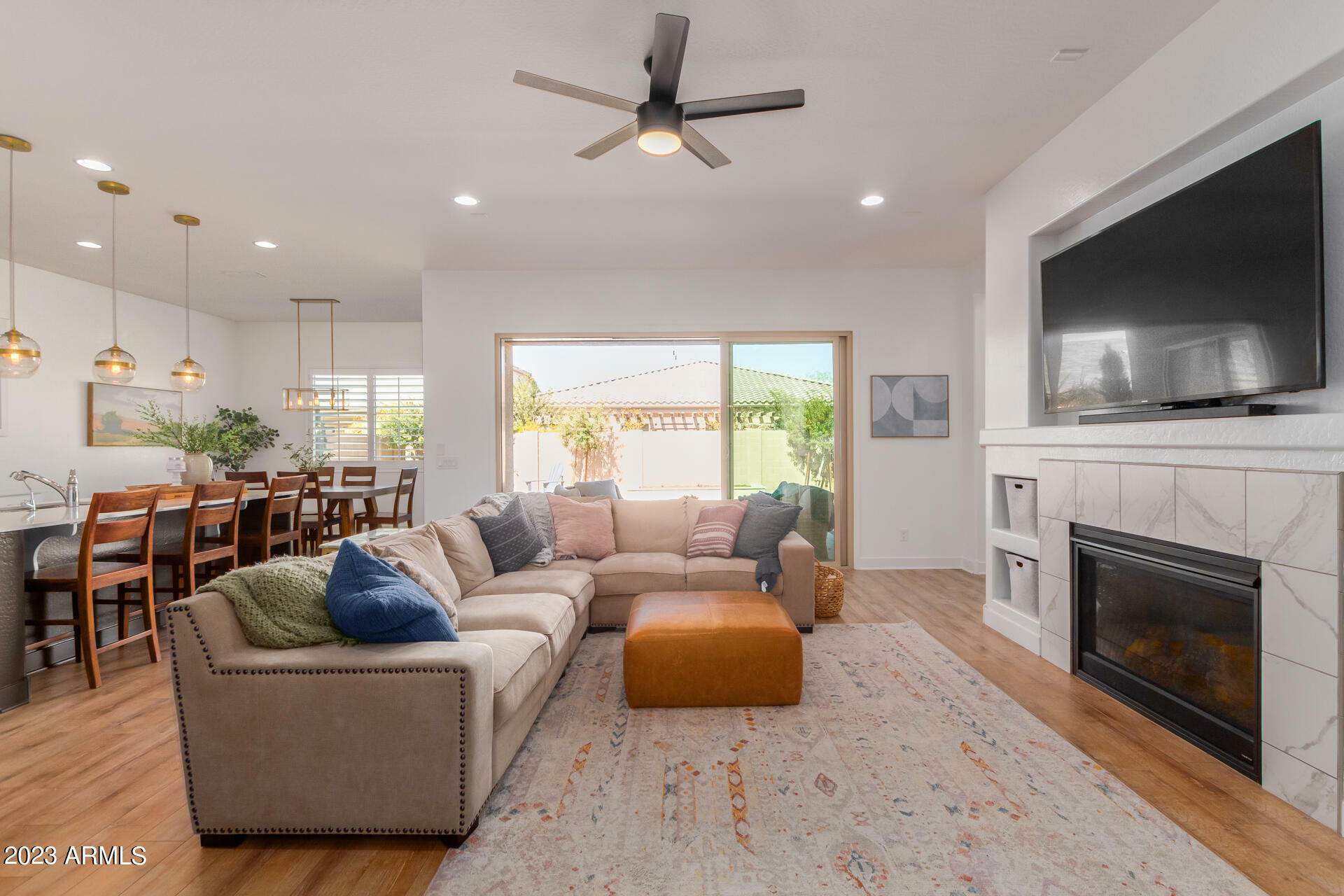 Property Photo: 2850 E Killarney Street AZ 85298