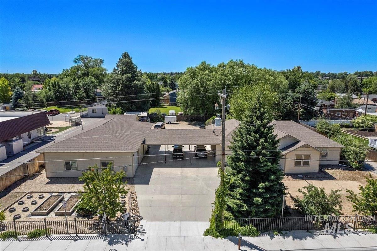 Property Photo:  4721 W Camas Street  ID 83705 