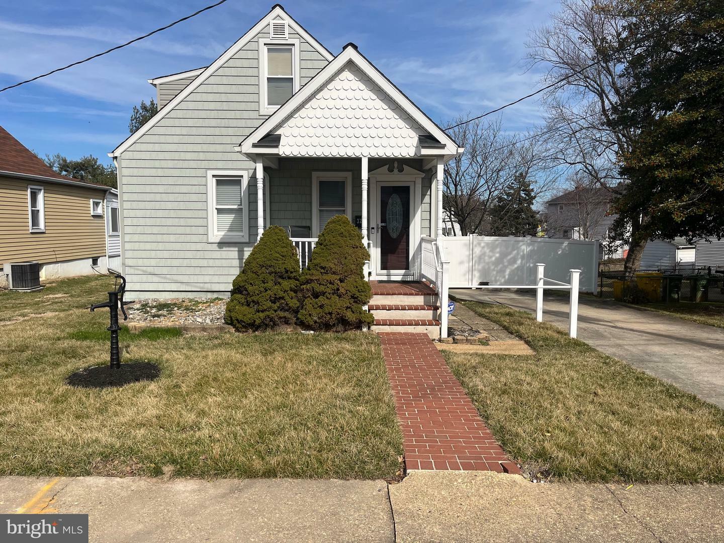 Property Photo:  324 Orchard Avenue  MD 21225 