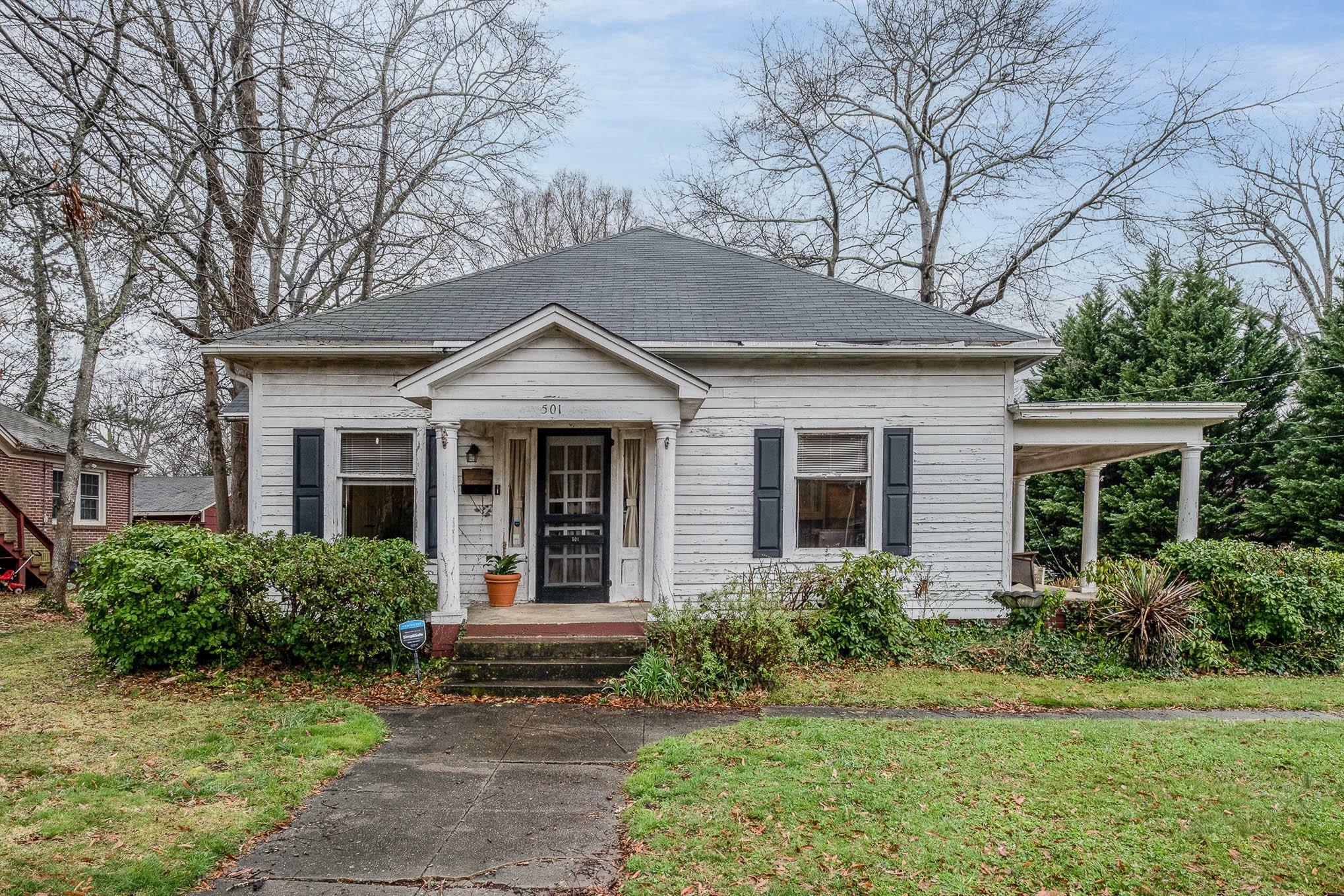 Property Photo:  501 Hanna Street  NC 28052 