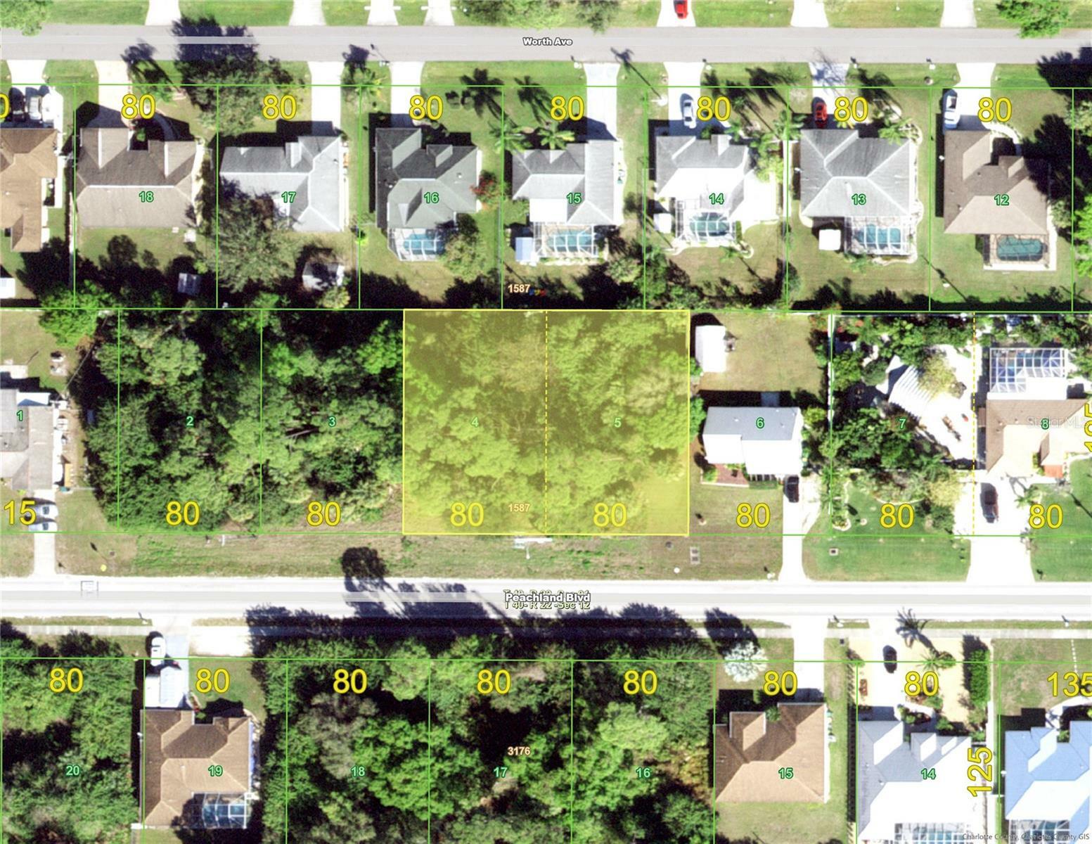 Property Photo: 23068 Peachland Boulevard FL 33954