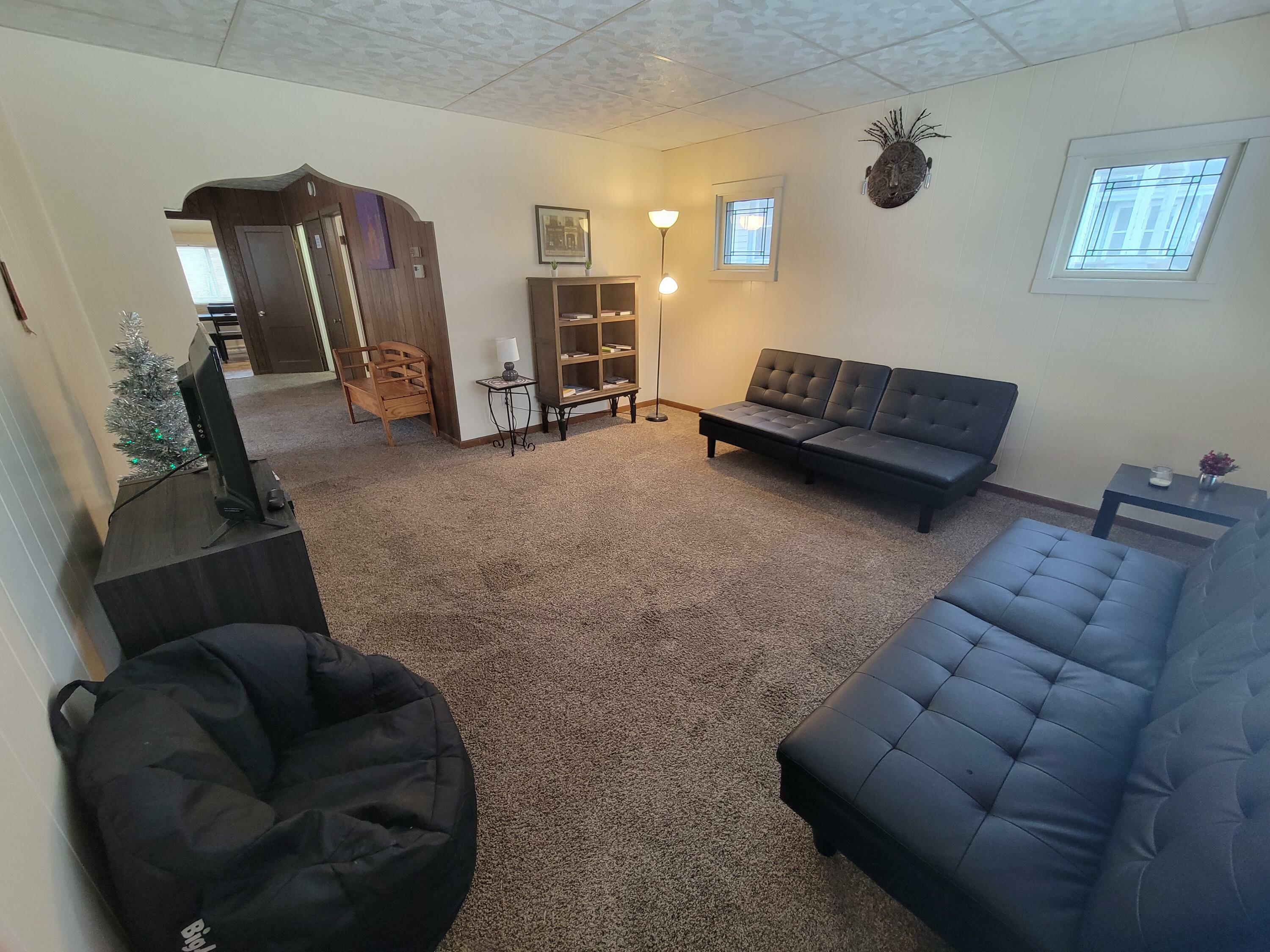 Property Photo:  925 E Lincoln Ave  WI 53207 