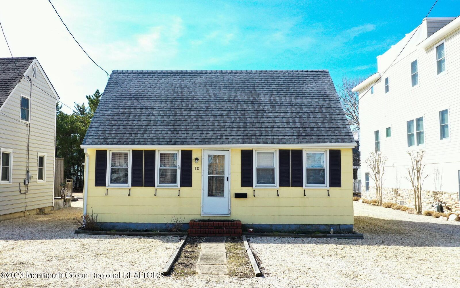 Property Photo: 10 E 20th Street NJ 08008