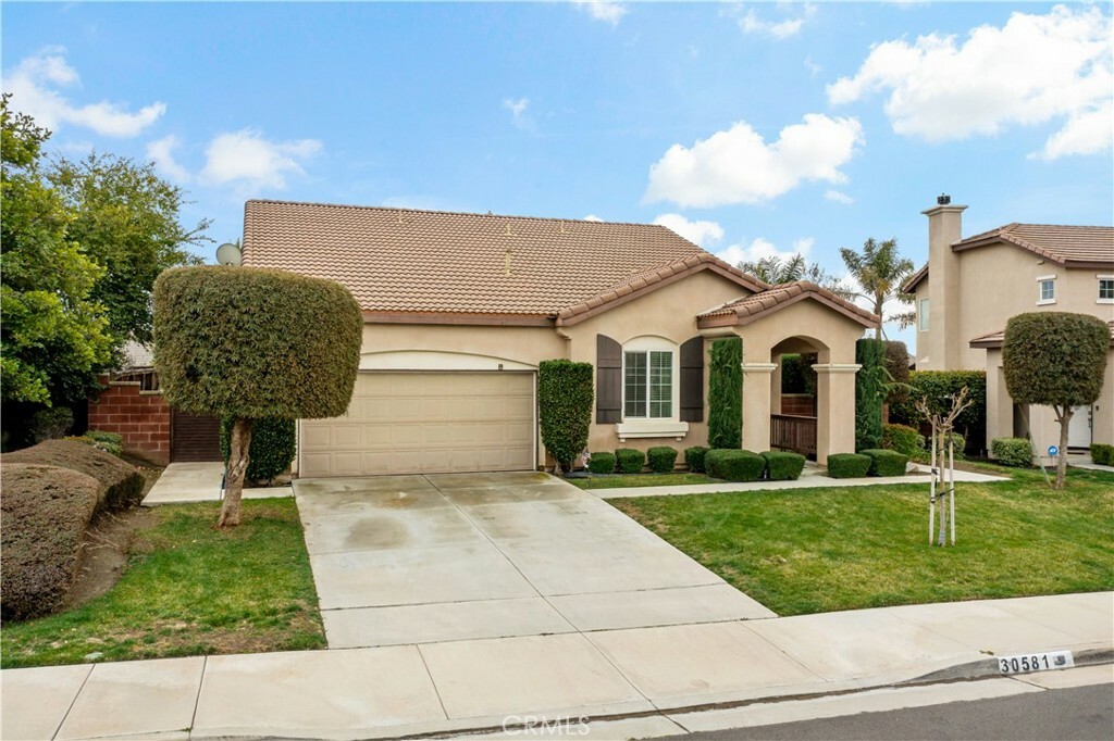 Property Photo: 30581 Carousel Lane CA 92563