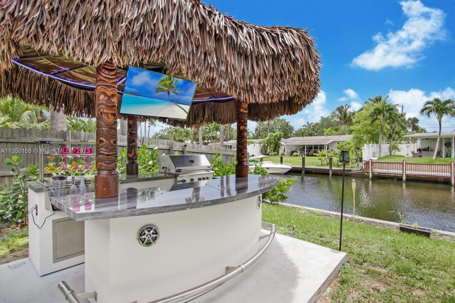 Property Photo:  2442 Bimini Ln  FL 33312 