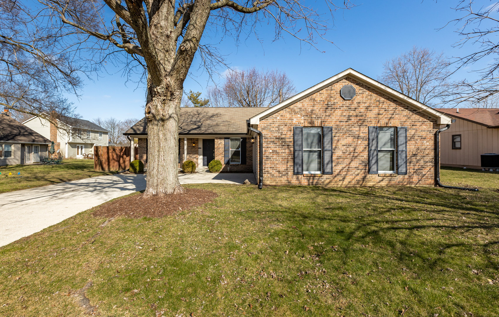 7624 Blue Creek South Drive  Indianapolis IN 46256 photo