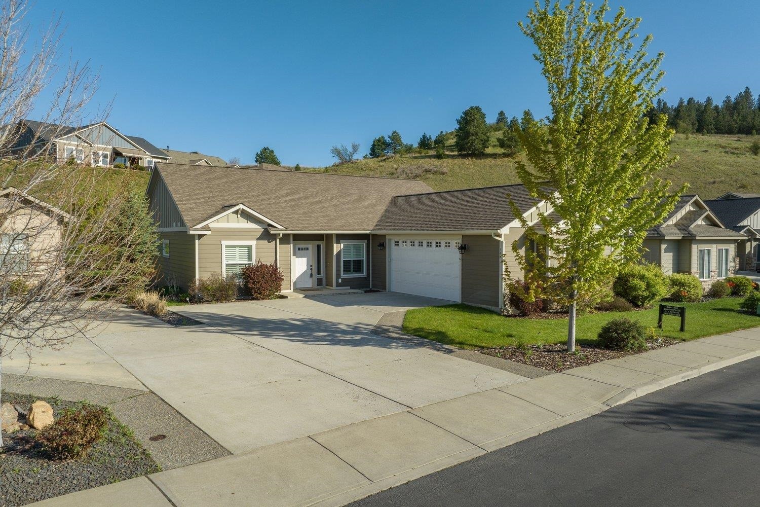 Property Photo:  108 S Legacy Ridge Dr  WA 99019 