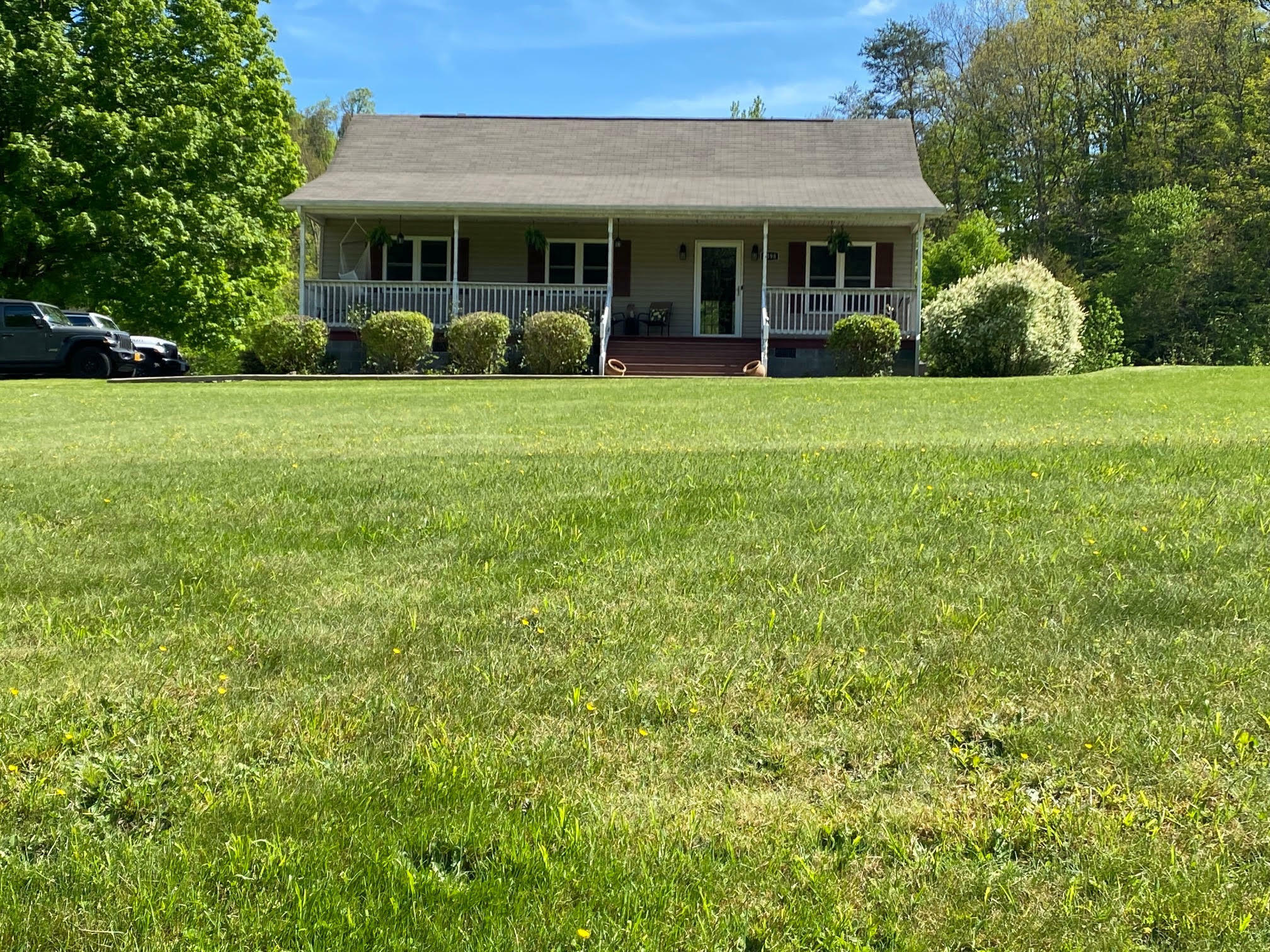 Property Photo:  1598 Bristol Hwy  VA 24251 