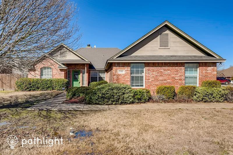 Property Photo:  100 Palomino Drive  TX 75152 