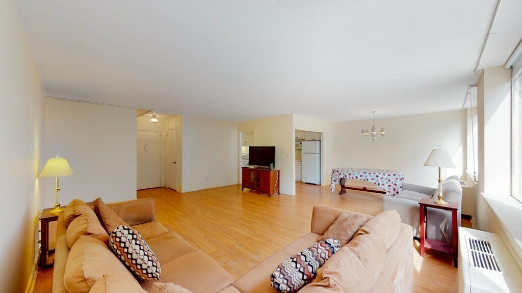 Property Photo:  2 Hammond Pond Parkway 102  MA 02467 