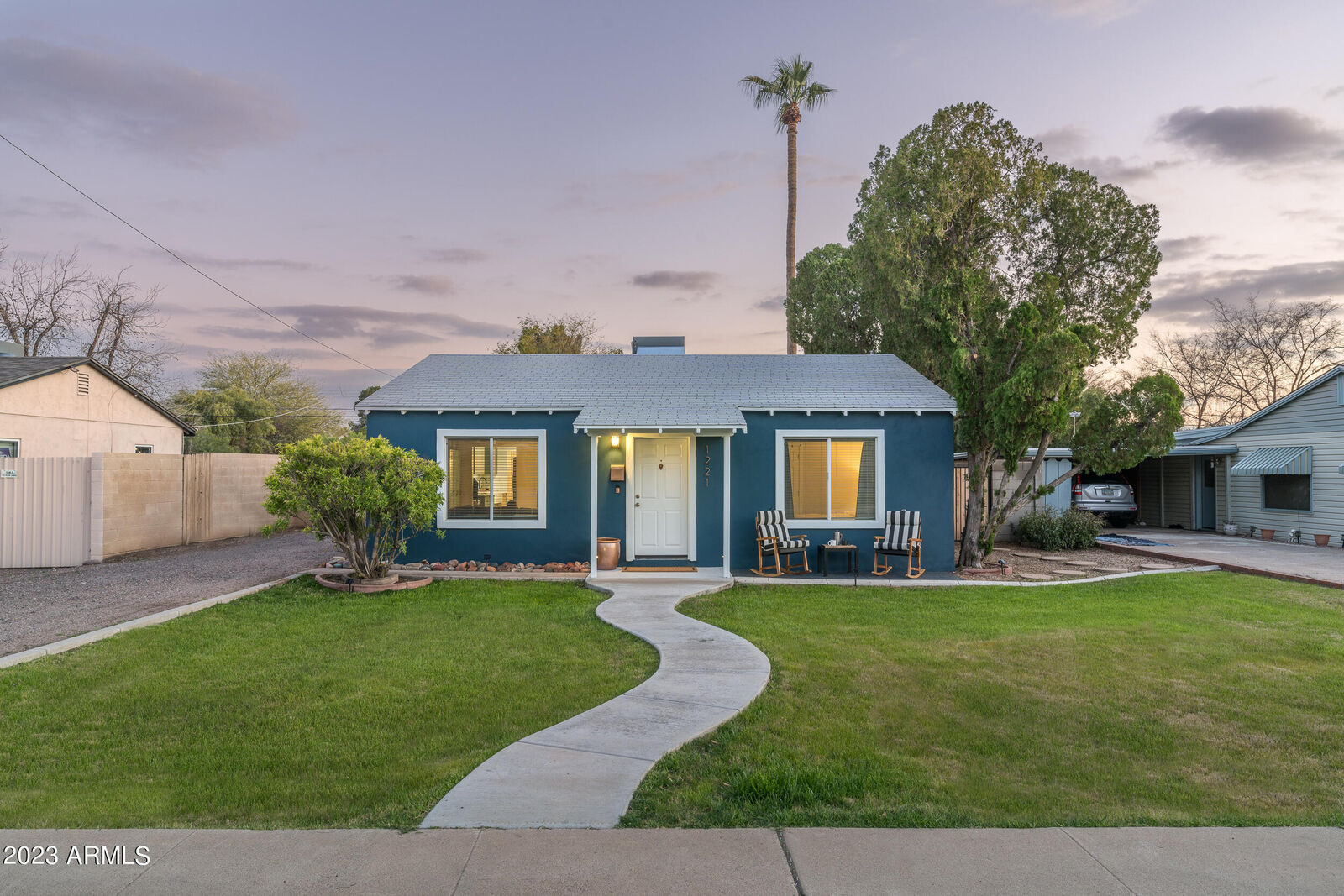 Property Photo:  1221 E Oregon Avenue  AZ 85014 