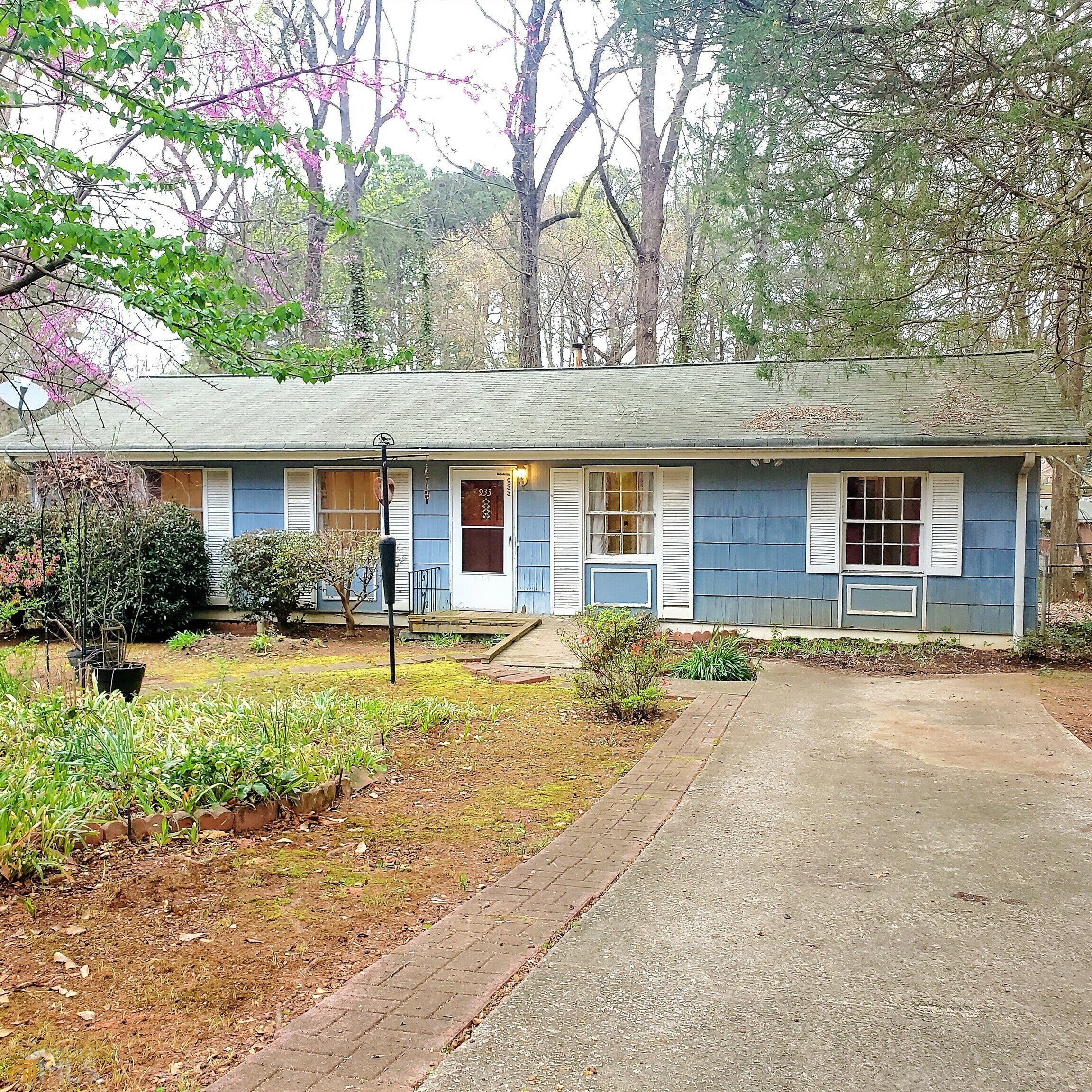 Property Photo:  933 Verdi Way  GA 30021 