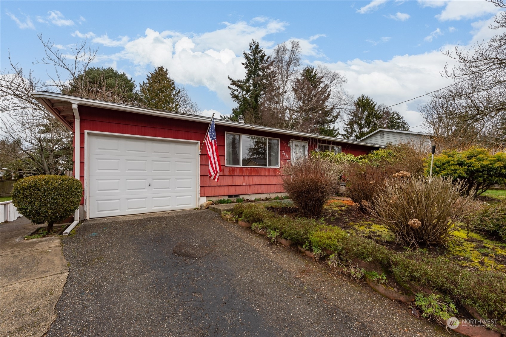 Property Photo:  2434 SW 328th Street  WA 98023 