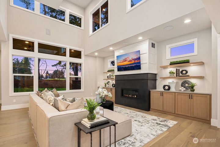 Property Photo: 6020 111th Avenue NE WA 98033