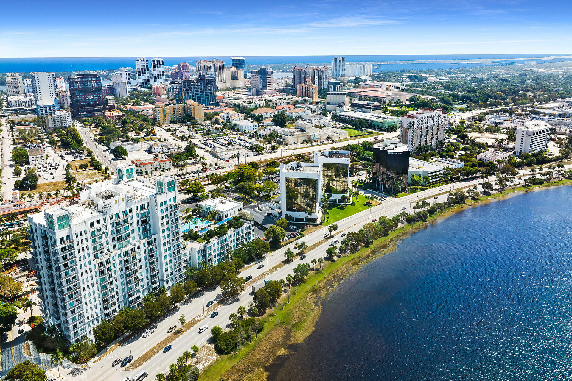 Property Photo: 300 S Australian Avenue 1009 FL 33401