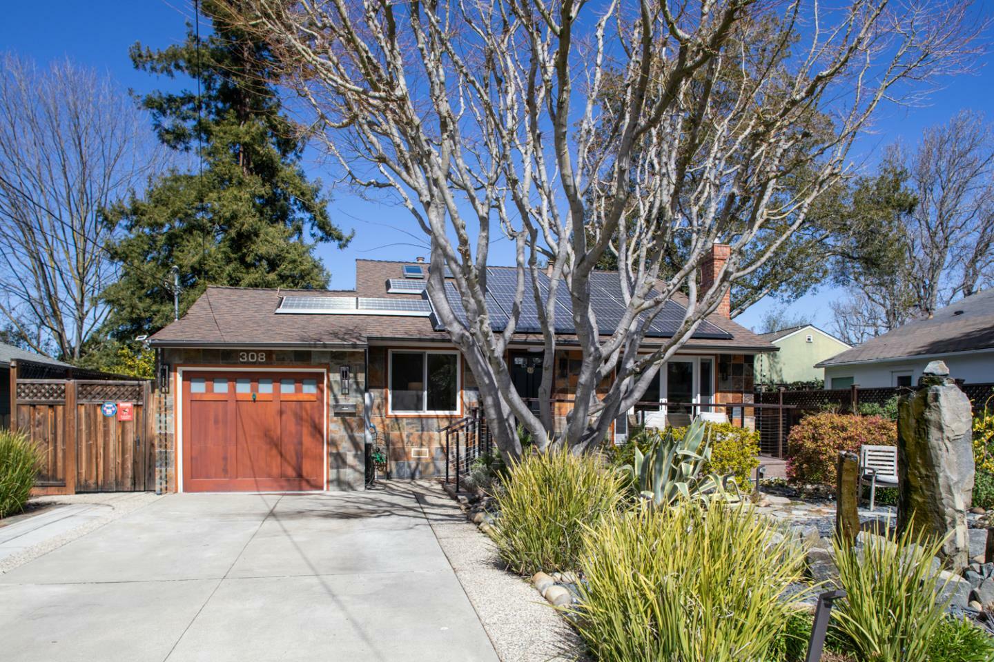 Property Photo:  308 Chester Street  CA 94025 
