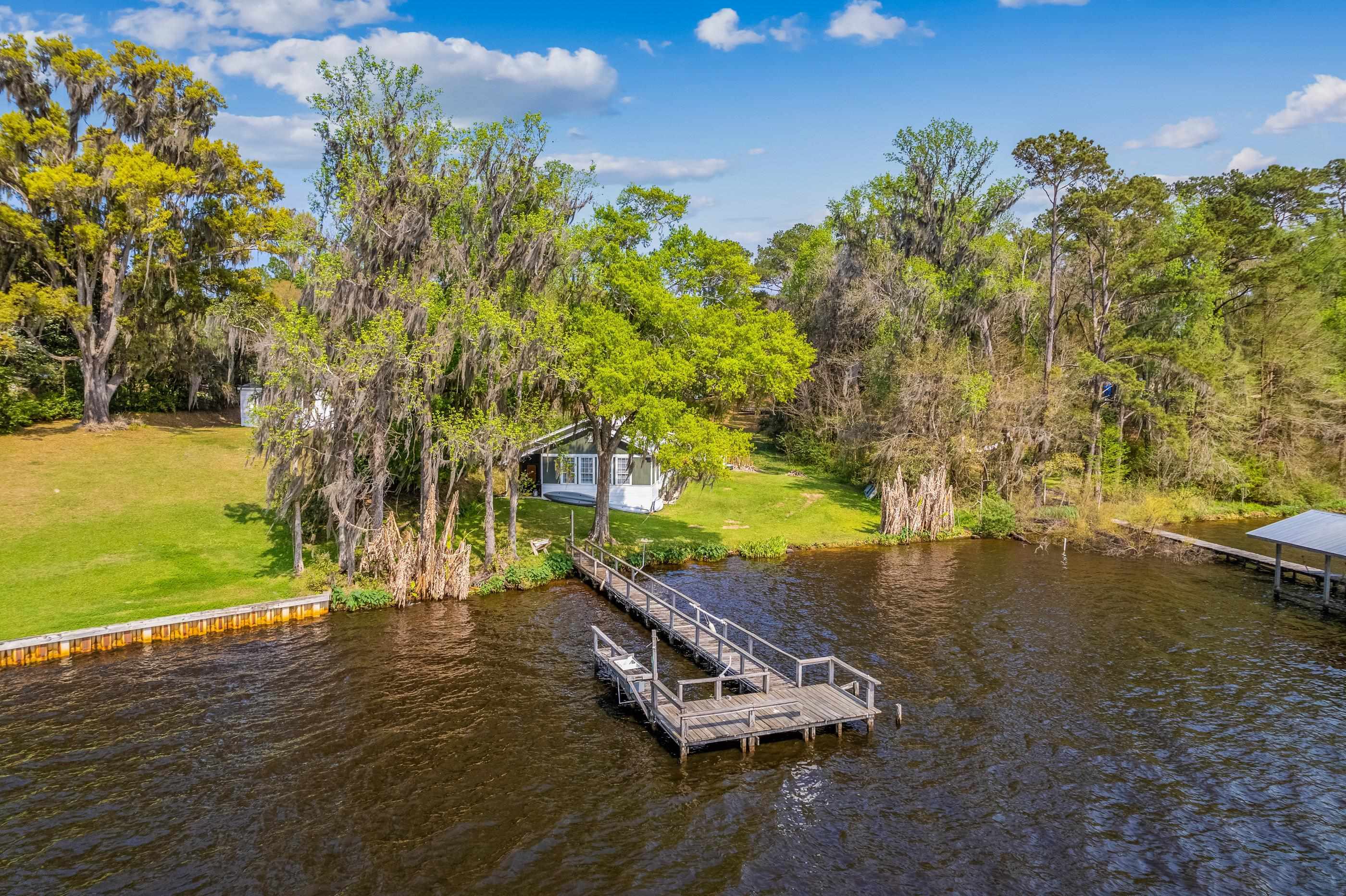 2790 Lakeview Point Road  Quincy FL 32351 photo