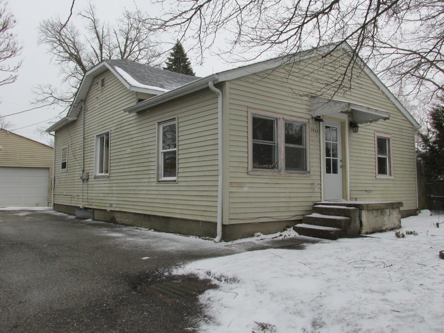 Property Photo: 1407 Andrew Avenue IN 46350