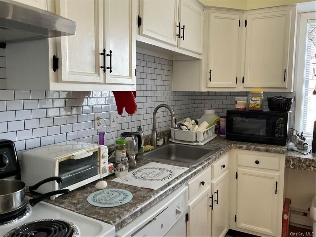 Property Photo: 15 Kathleen Court NY 12751