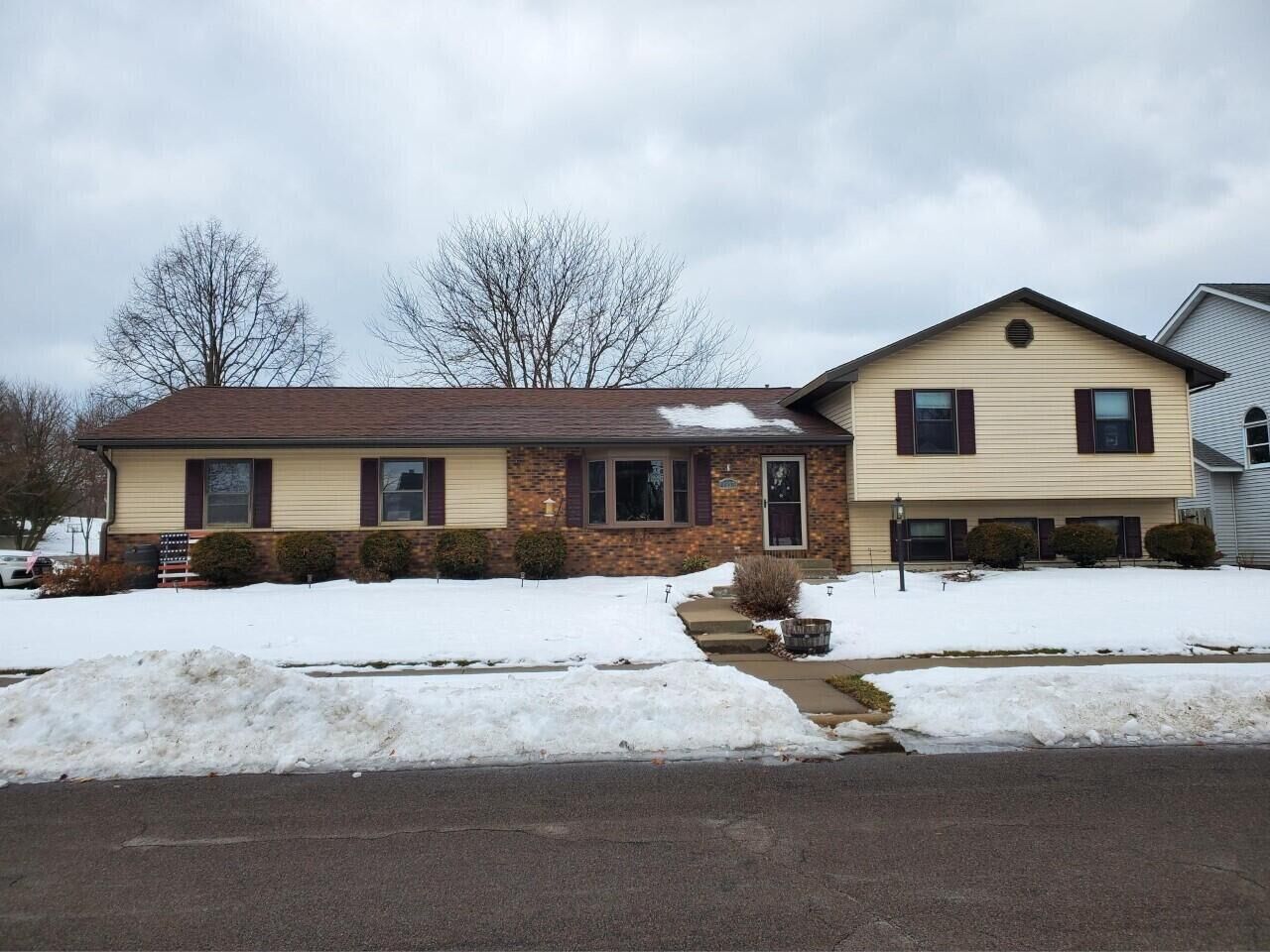 Property Photo:  1307 Red Cedar Ct  WI 54650 