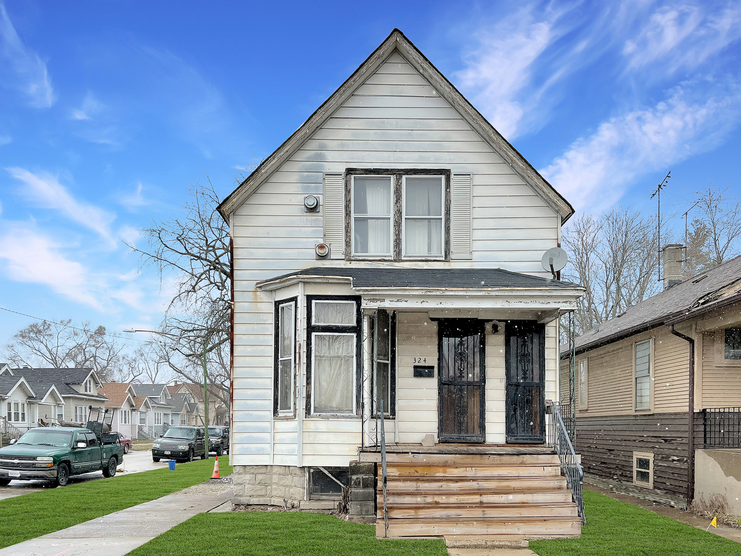 Property Photo:  324 W 114th Street  IL 60628 