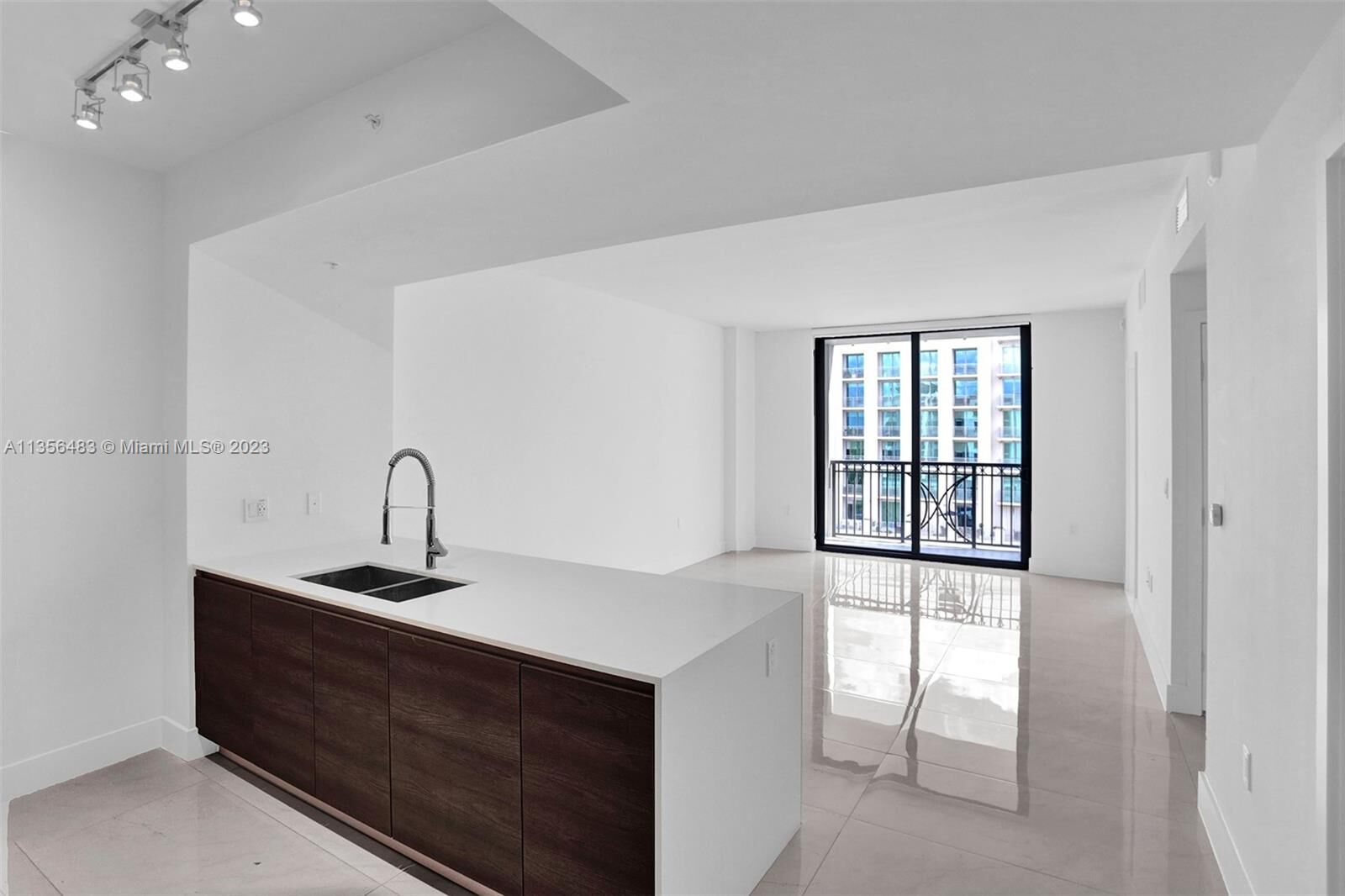 Property Photo: 301 Altara Ave 728 FL 33146