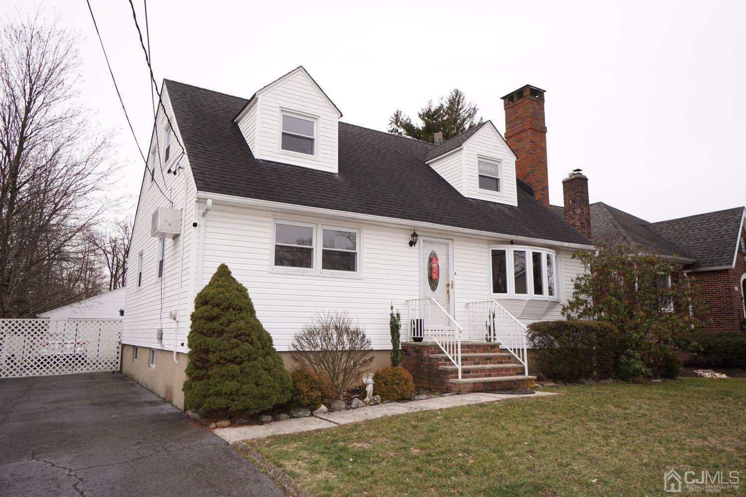 Property Photo:  122 Berkley Avenue  NJ 07067 