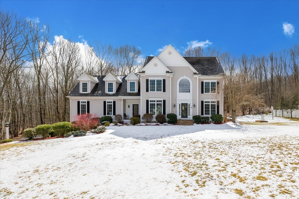 Property Photo: 33 Dairy Dr MA 01568