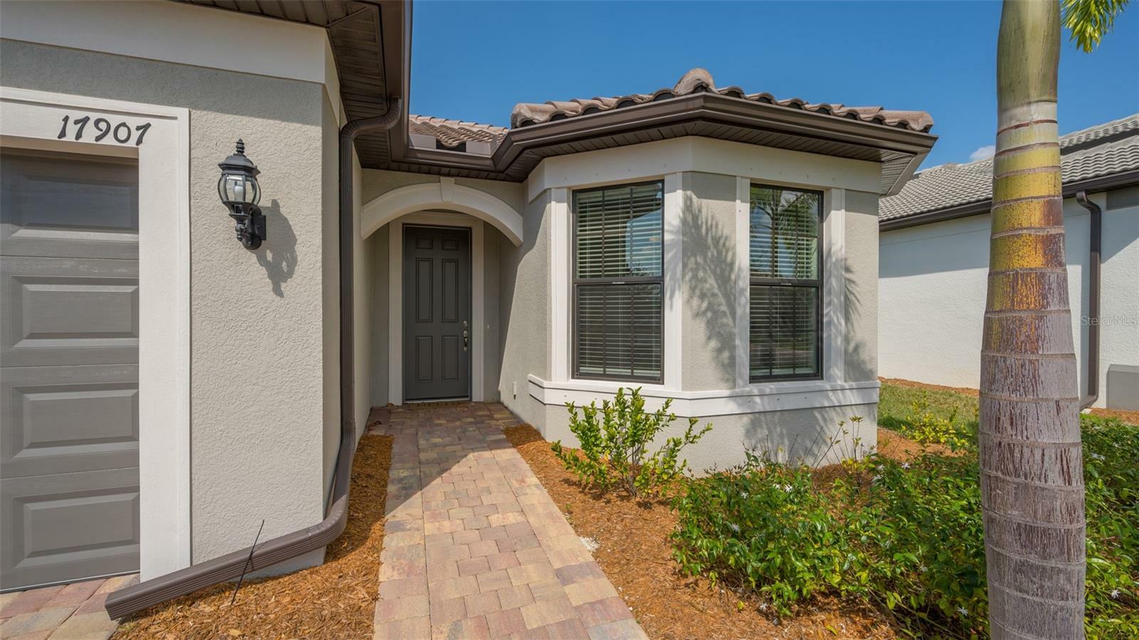 Property Photo:  17907 Eastbrook Terrace  FL 34202 