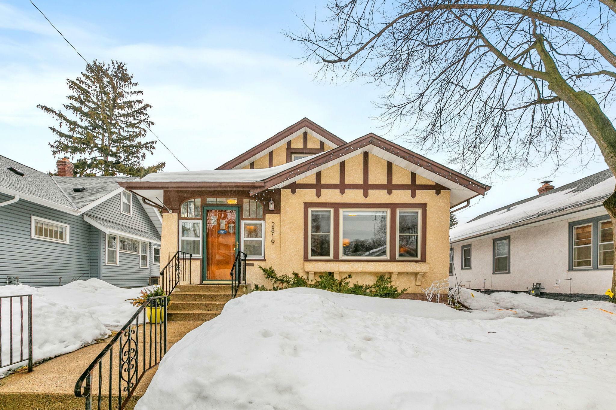 Property Photo: 2819 Garfield Street NE MN 55418