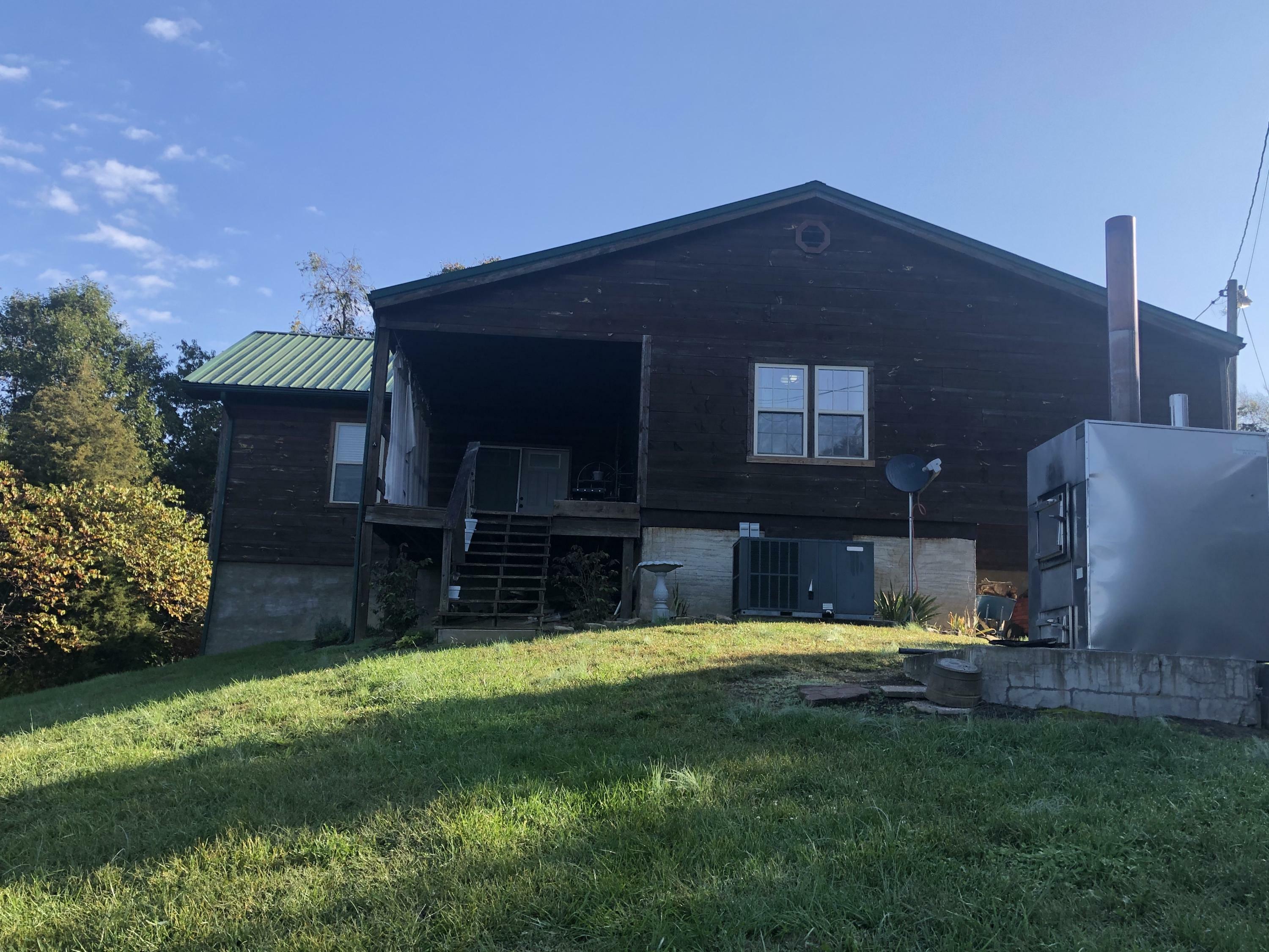 Property Photo:  821 Webster Valley Road  TN 37857 