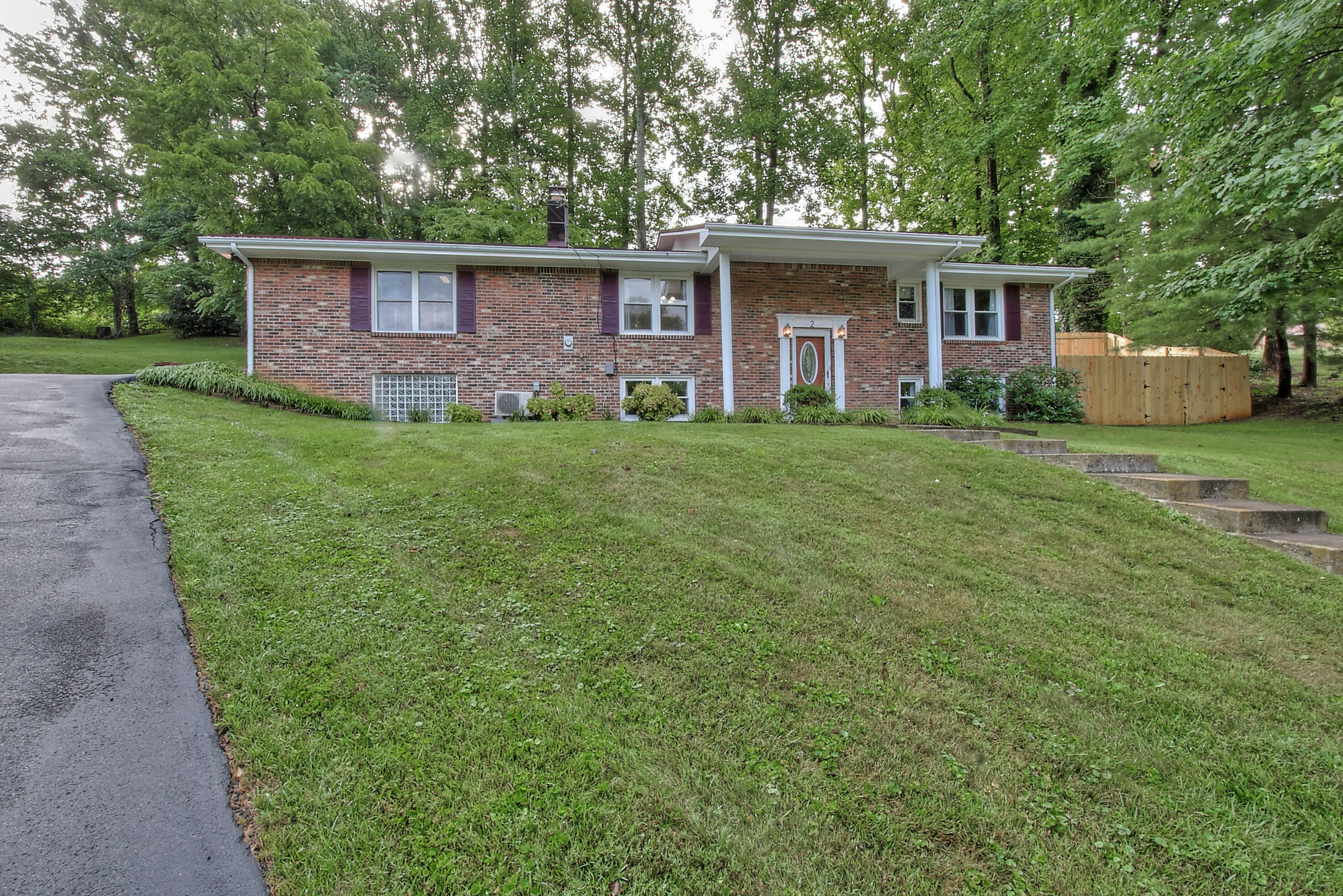 Property Photo: 2 Sourwood Court TN 37604