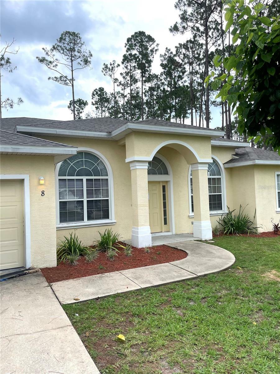 Property Photo:  8 Emmons Lane  FL 32164 