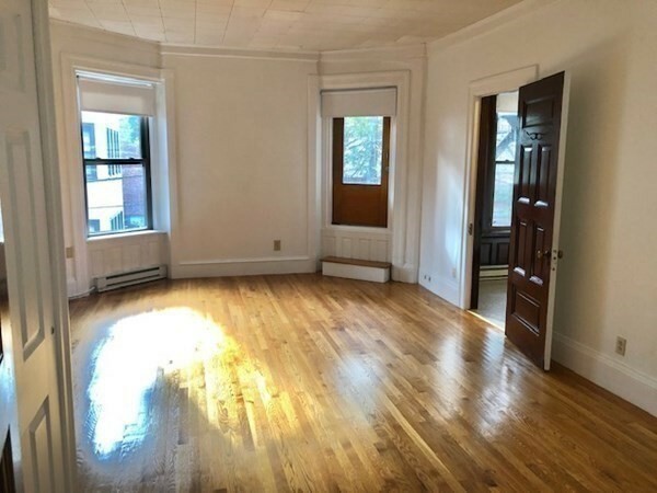 Property Photo:  1061 Beacon Street 4  MA 02446 