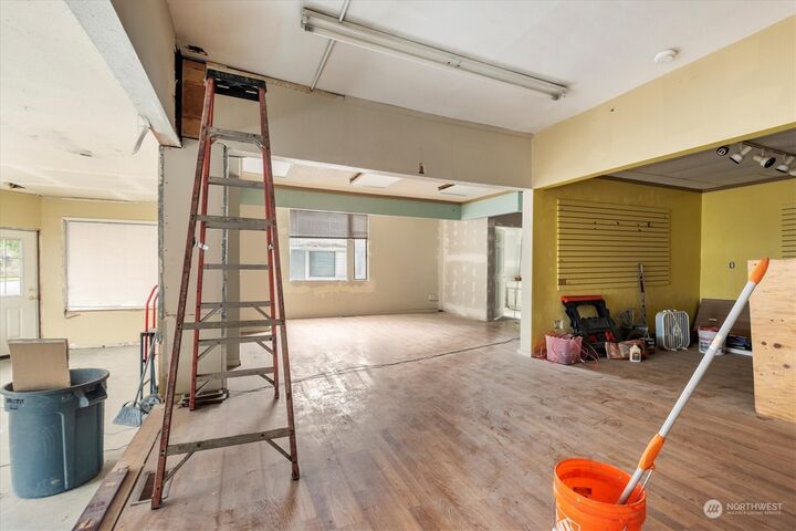 Property Photo: 4110 S M Street WA 98418