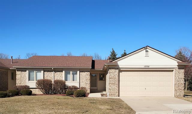 Property Photo: 13791 Maple Grove Avenue MI 48315