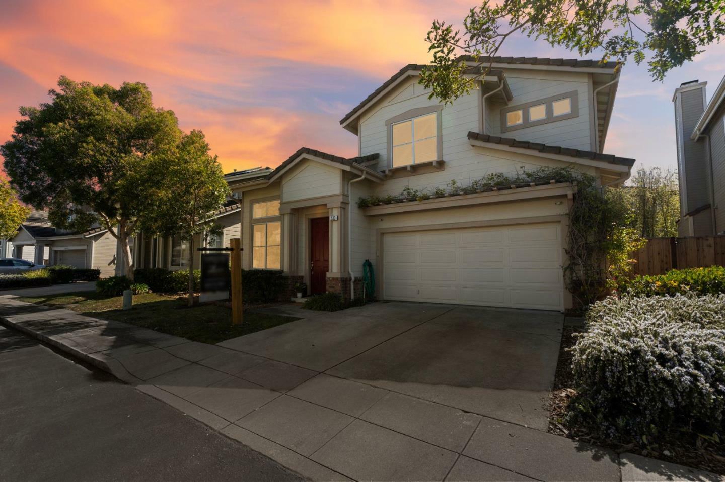 Property Photo:  533 Osprey Drive  CA 94065 