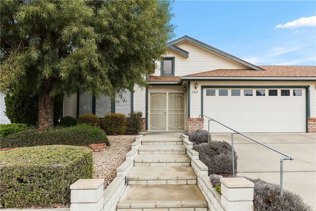 Property Photo:  1662 Willow Leaf Dr.  CA 92545 