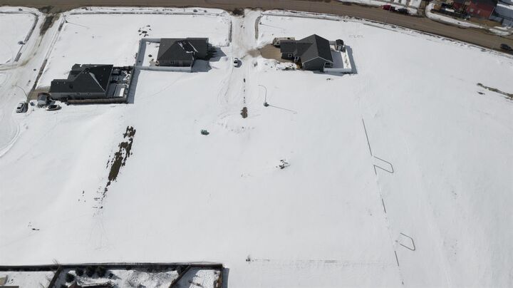 Property Photo:  7207 44 A Avenue Close  AB T4V 5E2 