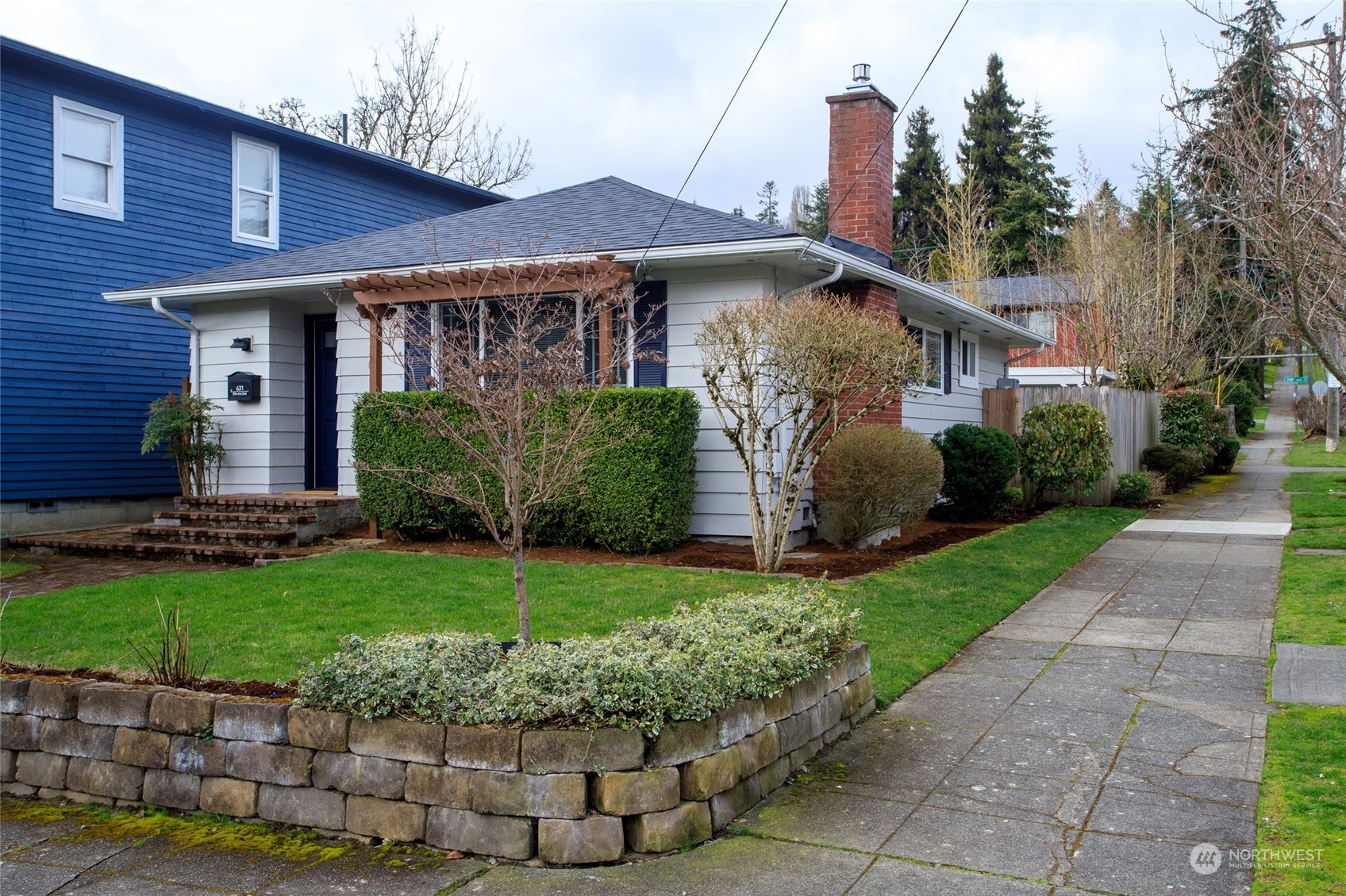 Property Photo:  631 29th Avenue E  WA 98112 