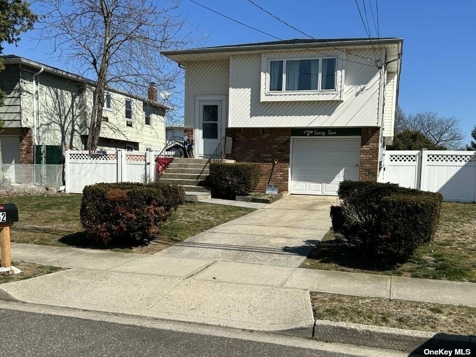 62 Dover Street  Massapequa NY 11758 photo