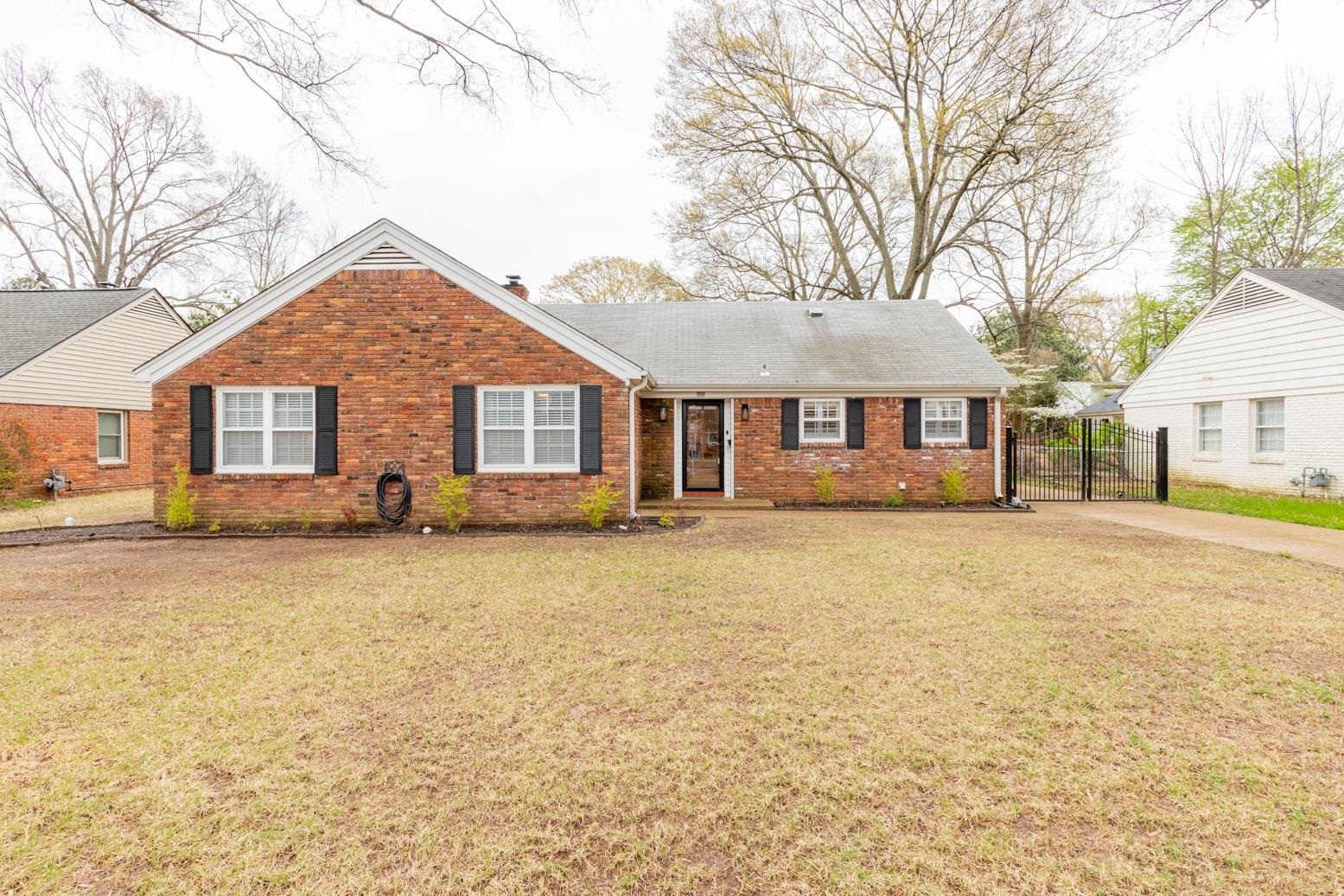 Property Photo:  1080 Woodview Dr  TN 38117 