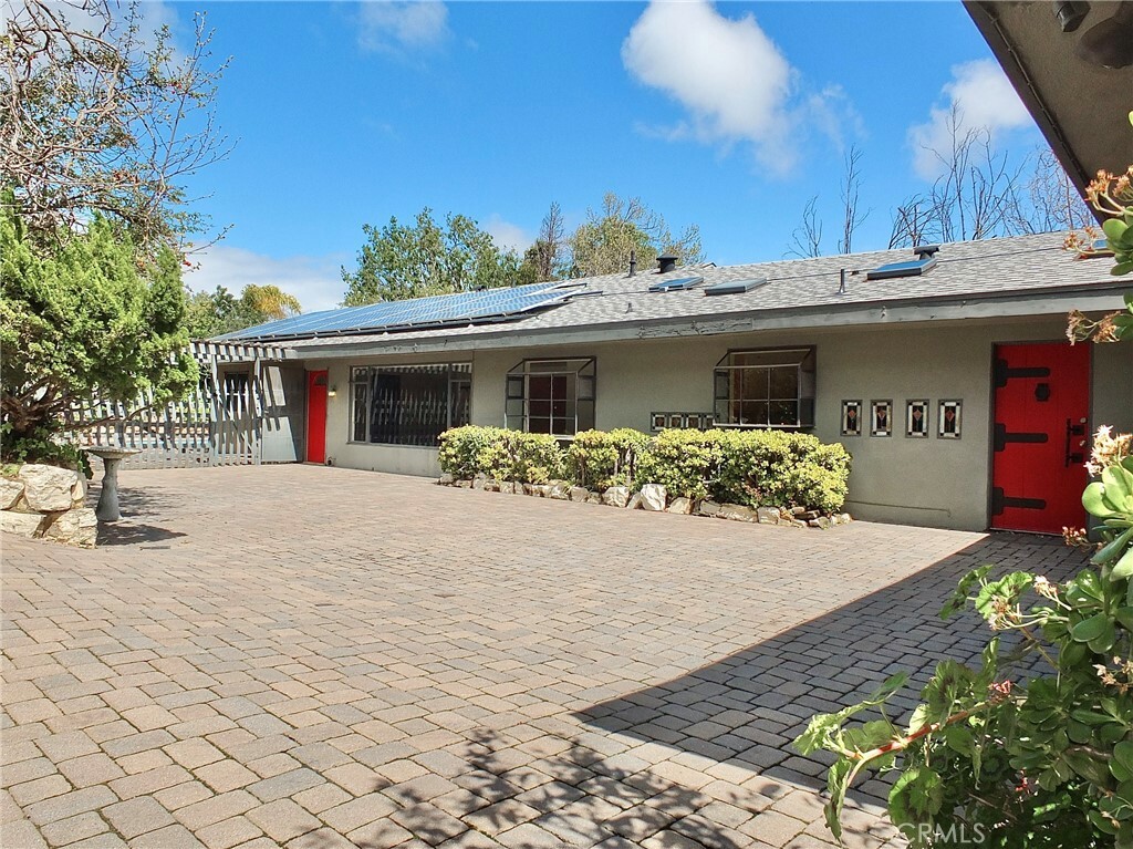 Property Photo:  27282 Eastvale Rd  CA 90274 